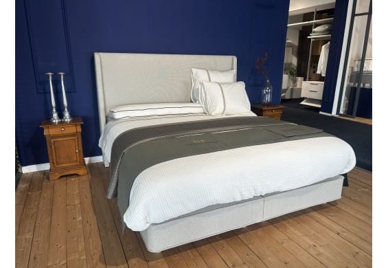 Boxspring Geneva, vlakke uitvoering, by Harrison Spinks